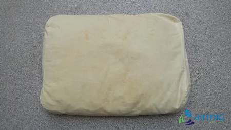 Ireland’s Dirtiest Pillow – Pillow Hygiene Testing by Airmid Healthgroup | Airmid Healthgroup A yellowed, stained pillow tested by Airmid Healthgroup during the Pillow Check-Up campaign, revealing high levels of dust mite allergens, bacteria, and mould — highlighting the importance of pillow hygiene.